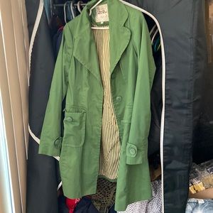 Green spring jacket